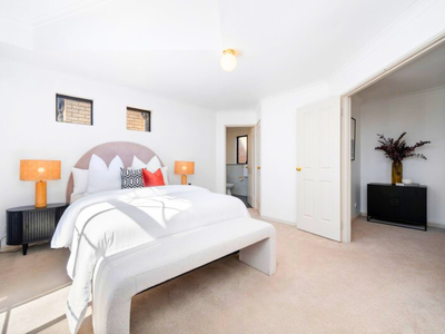 3 / 163 Stock Road, Attadale