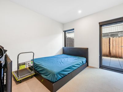 114 / 30 Oleander Drive, Mill Park