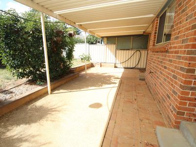 1 Betts Place, Orange