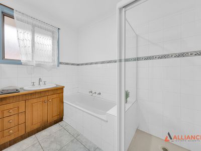1 / 24 Poplar Street, Thomastown
