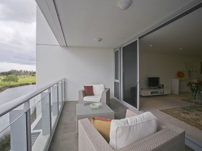 17 / 23 Bow River, Burswood