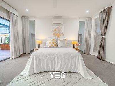 8 Godfrey Avenue, Cranbourne East