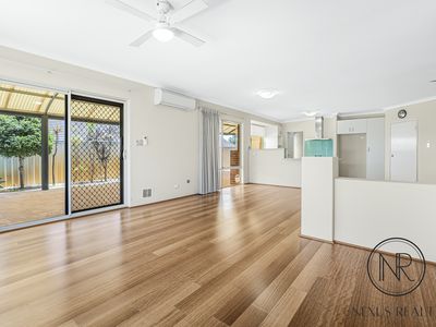 70 Golf Links Drive, Carramar