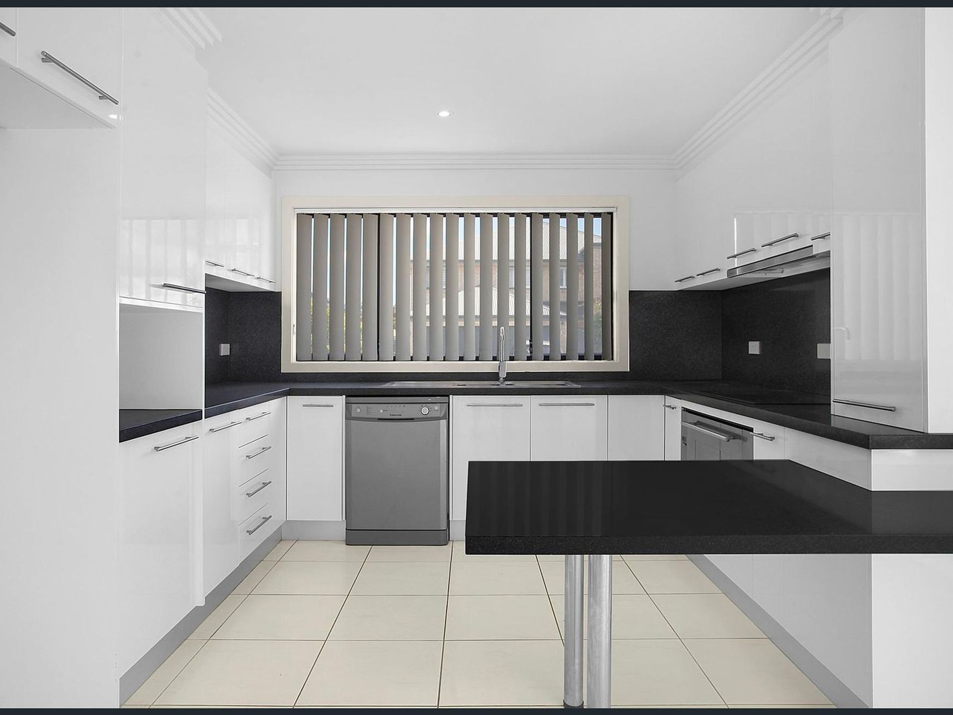 11 Hinchinbrook Drive, Shell Cove