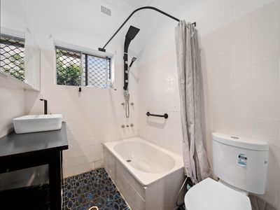 52 Dennis Street, Lakemba