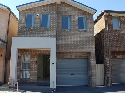 11 Amritsar Glade, Schofields