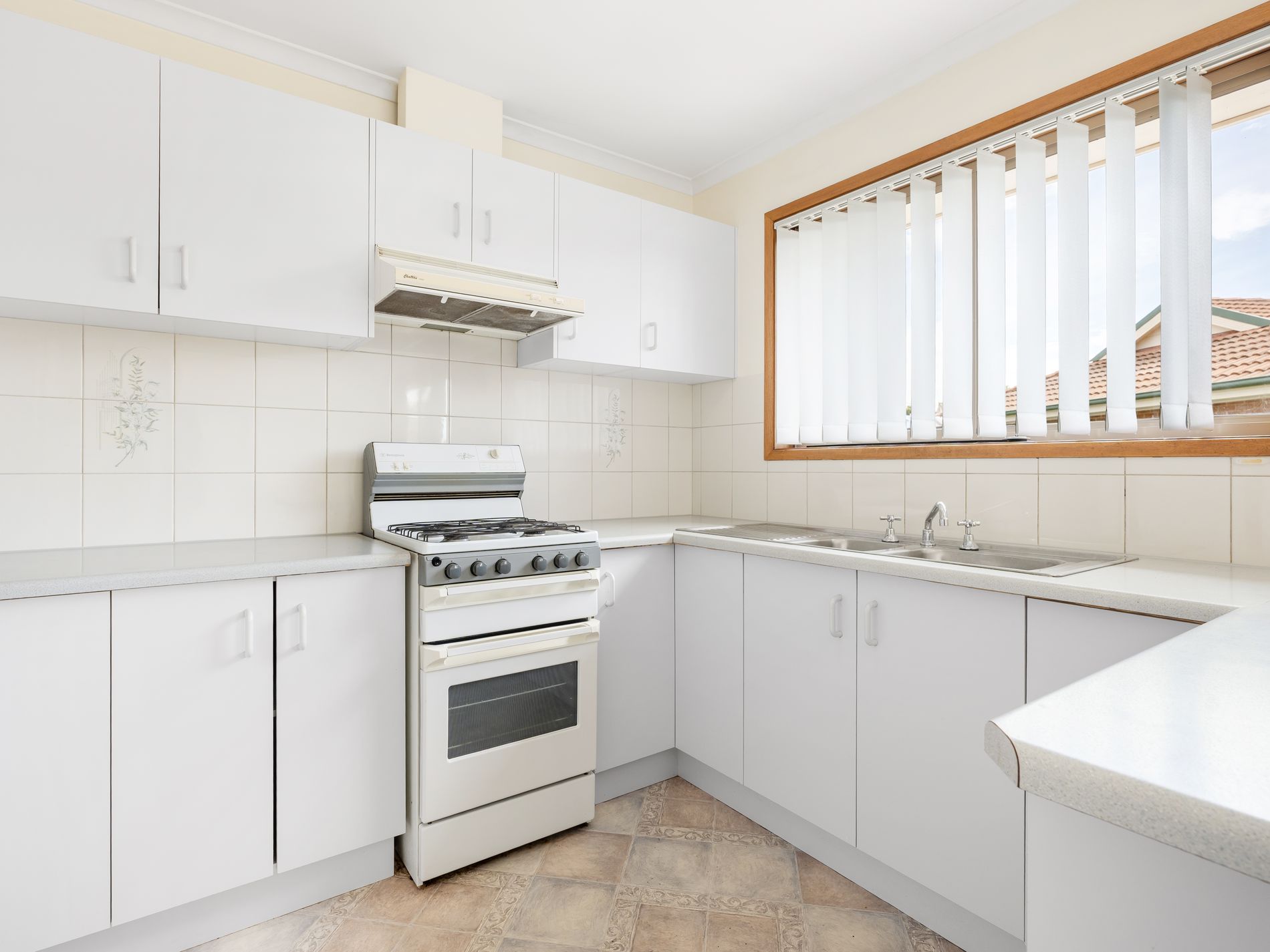 2 / 404 LAWRENCE STREET, Wodonga