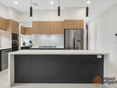 14 Dorney Rise, Taylor