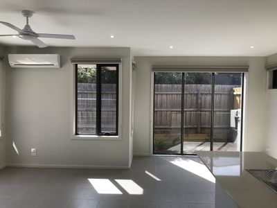 3 / 10 Monteith Street, Altona North
