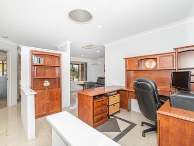 15 Frampton Crescent, Canning Vale