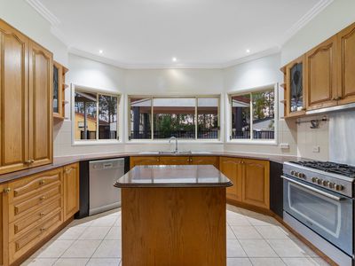 34 EUCALYPT PLACE, Heritage Park
