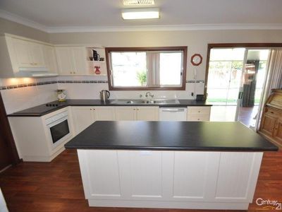 10 Villiers Avenue, Dubbo