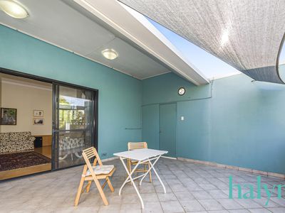 27 Tully Road, East Perth