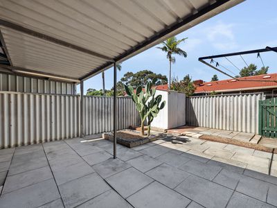 4 / 3 Netley Place, Armadale