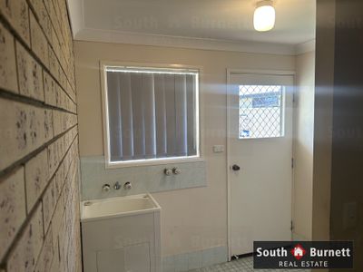 2 / 18 Savoy Court, Kingaroy