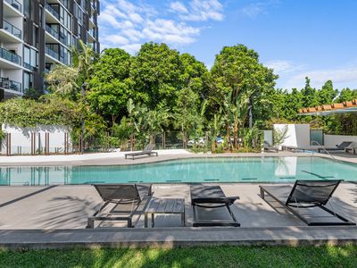 10414 / 320 MacArthur Avenue, Hamilton