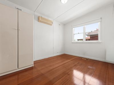 991  Heatherton Road, Springvale