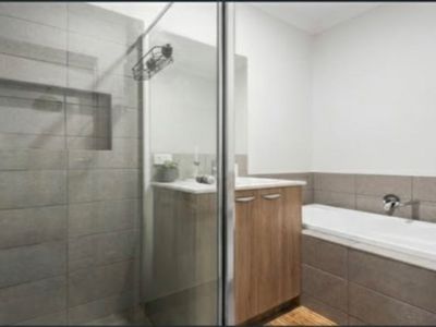 21 Colmar Street, Lara