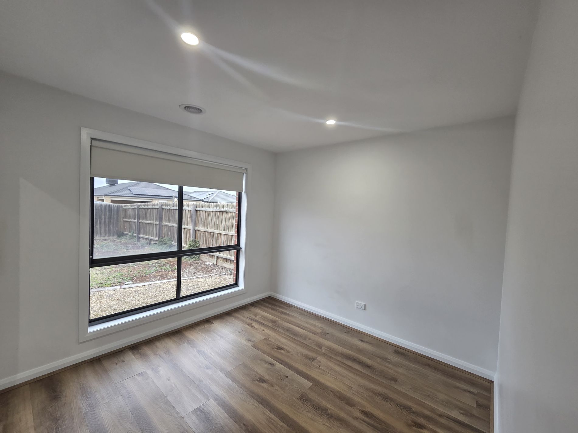 26 Corbet Street, Weir Views