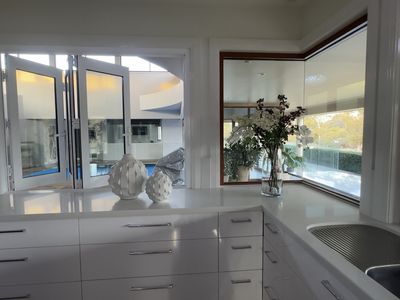 145 Barnes Boulevard, Horsham