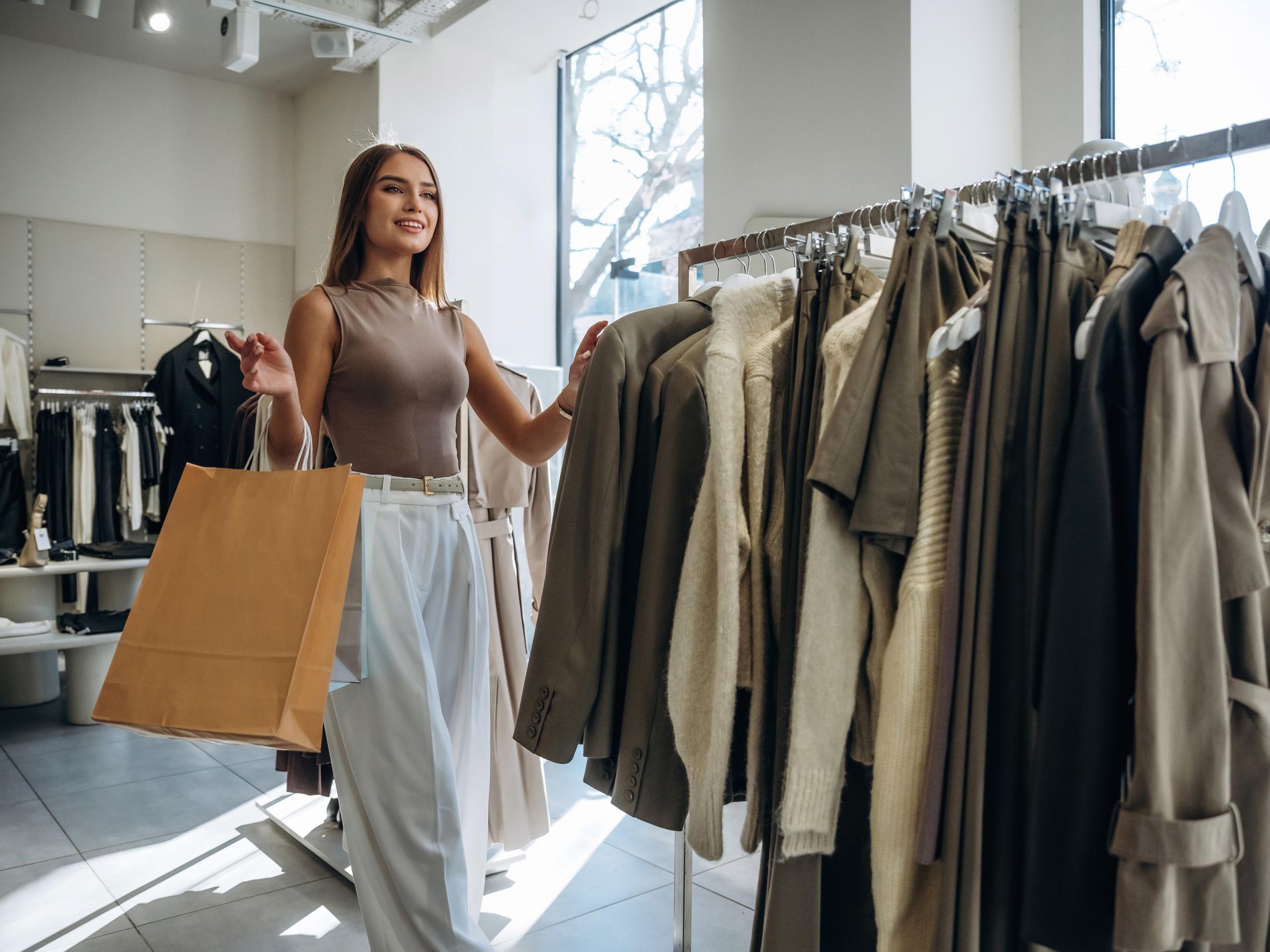 ESTABLISHED FASHION BOUTIQUE – 18 YEARS | LOYAL CLIENTELE | LOW OVERHEADS