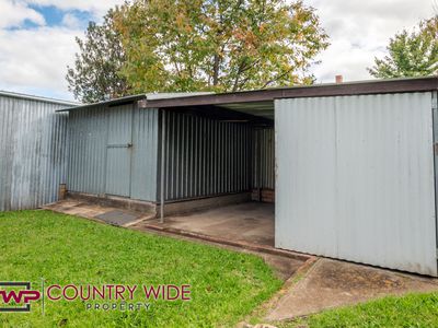 52 West Avenue, Glen Innes