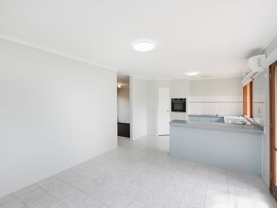 33 Kathleen Crescent, Hoppers Crossing