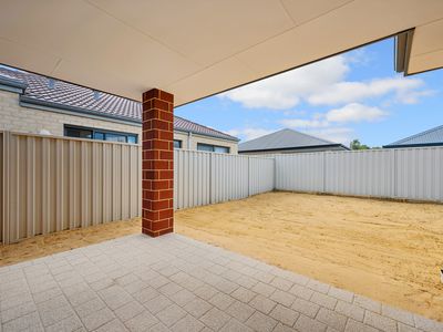 32 Lancaster Loop, Piara Waters