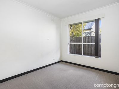 7 / 98 Railway Place, Williamstown