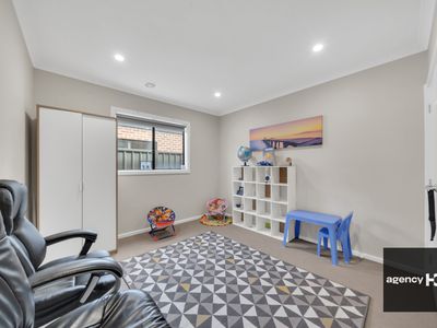 5 Radiance Street, Tarneit
