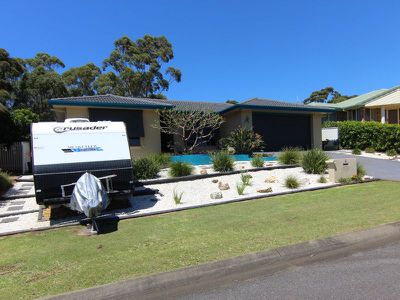 9 Undara Circuit, Forster