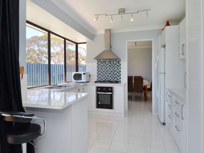 4 St John Grove, Hannans