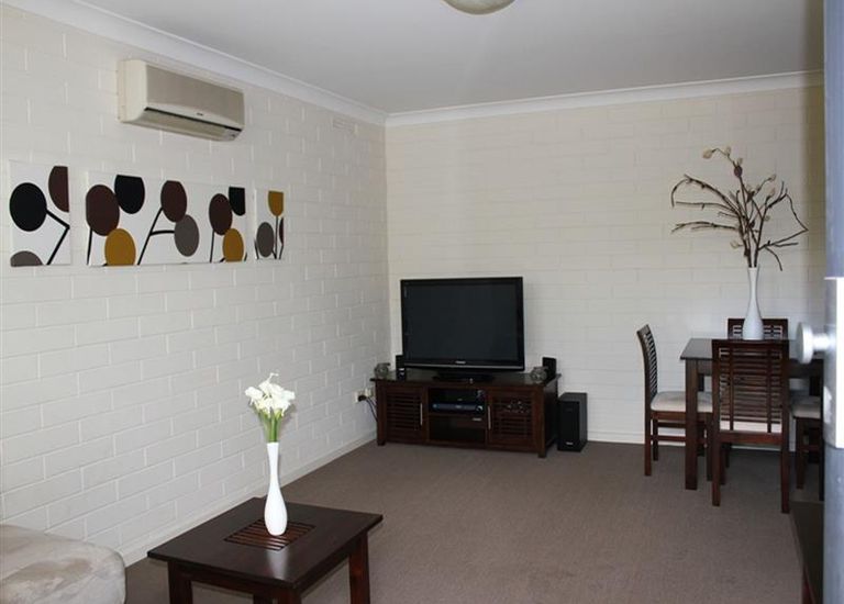 2 / 39 Stonehouse Avenue, Camden Park