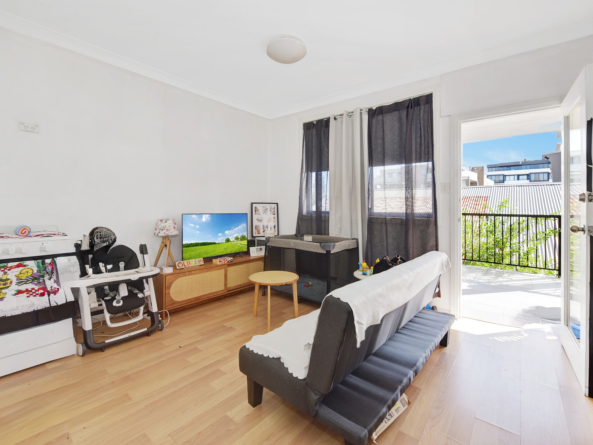 894 Canterbury Road, Roselands