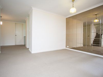 6 / 40 Congdon Way, Booragoon