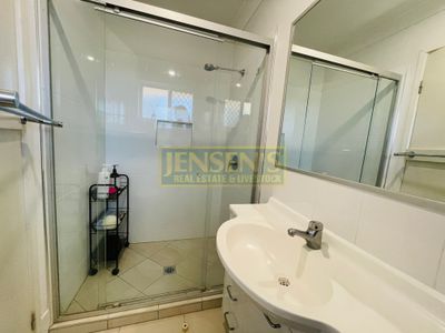 3B Hewett Street, Toll