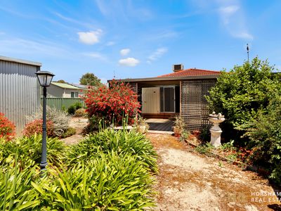20 Felstead Avenue, Horsham