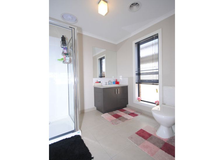 4 Madeira Close, Portland
