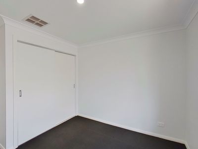 73a Champagne Drive, Dubbo