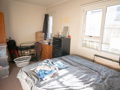 9 Ethel McMillan Place, North Dunedin