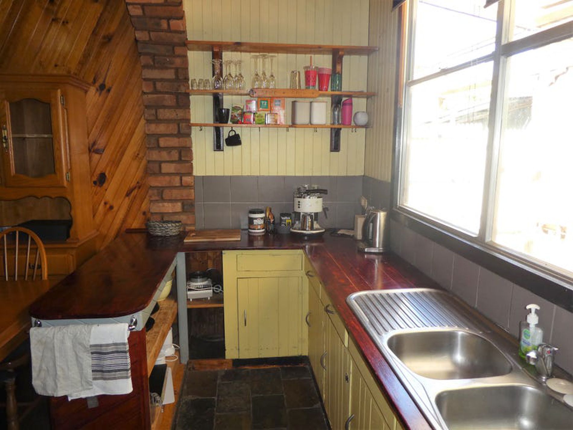 5 Albert St, Seymour