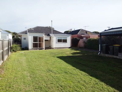 9 Cambridge Street, Belmont