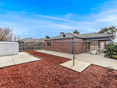 39 Waterbury Street, Cranbourne