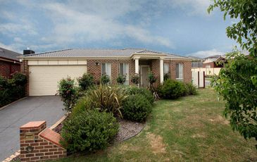 39 Grange Circuit, Beaconsfield
