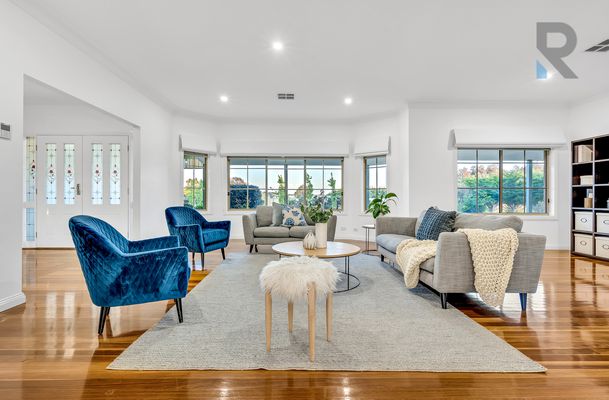 35 The Ridge, Oaklands Junction