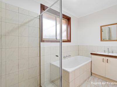 2 / 48 Alma Avenue, Altona Meadows