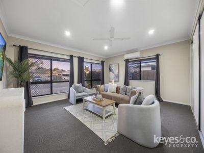 15 Greentree Circuit, Bushland Beach