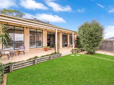 28 Drysdale Cct, Beaumont Hills