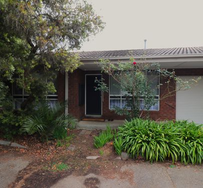 7 / 23 Tallarook Street, Seymour