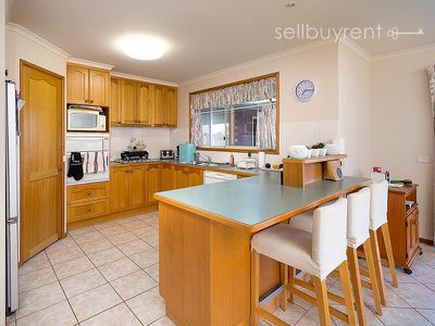 14 KOETONG CRESCENT, Wodonga